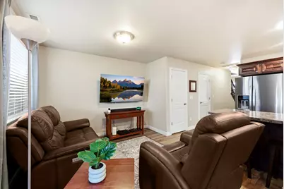 3115 N Whitetail Dr, Layton, UT 84040 - Photo 14