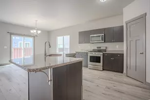 621 W Life Dr, Bluffdale, UT 84065 - Photo 14