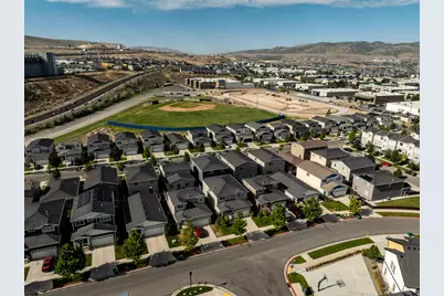 621 W Life Dr, Bluffdale, UT 84065 - Photo 40