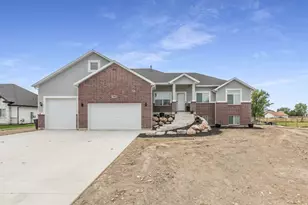 2543 W 3100 N, Farr West, UT 84404 - Photo 1
