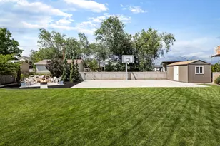 241 E 600 N, Lehi, UT 84043 - Photo 32