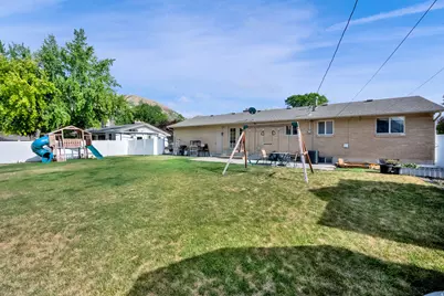819 E Lindon Dr, Brigham City, UT 84302 - Photo 4
