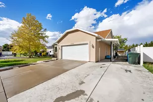 6720 W 3210 S, West Valley, UT 84128 - Photo 32
