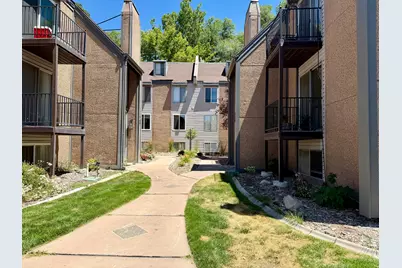 169 E 100 N #B, Logan, UT 84321 - Photo 8