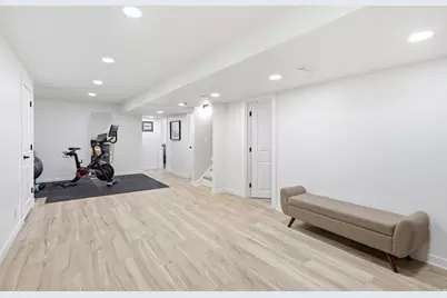 2562 E Dolce Vita Ct S, Cottonwood Heights, UT 84121 - Photo 18