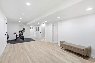 2562 E Dolce Vita Ct S, Cottonwood Heights, UT 84121 - Photo 18