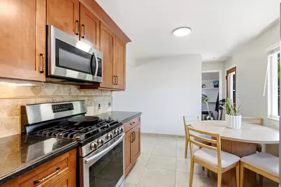 2562 E Dolce Vita Ct S, Cottonwood Heights, UT 84121 - Photo 10