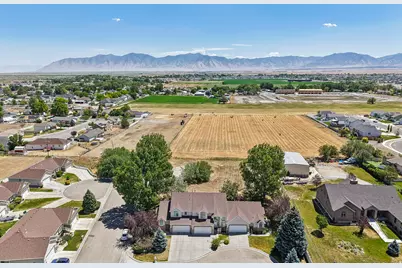 175 S Country Ct, Grantsville, UT 84029 - Photo 46