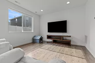 3858 S 2935 W, West Haven, UT 84401 - Photo 8