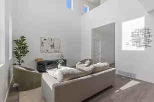 3519 N Sparrow Ln, Eagle Mountain, UT 84005 - Photo 10