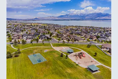 304 W Stillwater Dr S, Saratoga Springs, UT 84045 - Photo 48