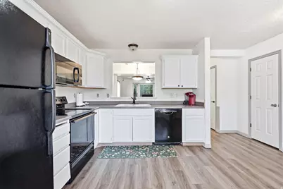 984 N Independence Ave W, Provo, UT 84604 - Photo 8