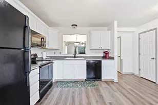 984 N Independence Ave W, Provo, UT 84604 - Photo 8