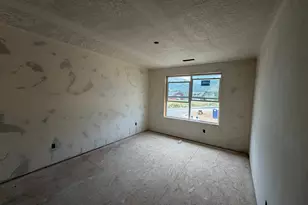 1049 N Summit View Dr, Harrisville, UT 84404 - Photo 6