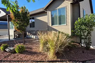 1896 E Juniper Dr, Eagle Mountain, UT 84005 - Photo 2