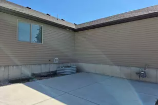 1896 E Juniper Dr, Eagle Mountain, UT 84005 - Photo 26