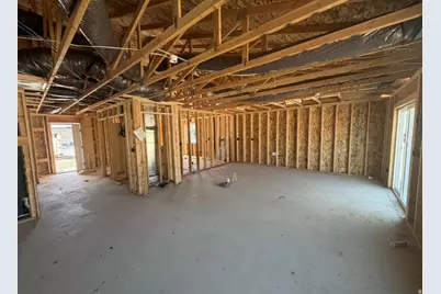 1058 N Summit View Dr W, Harrisville, UT 84404 - Photo 4