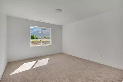 1058 N Summit View Dr W, Harrisville, UT 84404 - Photo 12