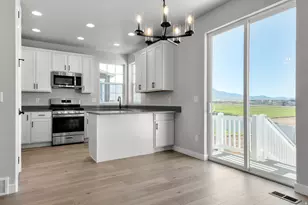 6628 W Spring Snow Ln, Herriman, UT 84096 - Photo 10