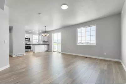 6628 W Spring Snow Ln, Herriman, UT 84096 - Photo 8