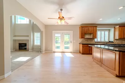 598 E Hollow Rd, Draper, UT 84020 - Photo 14