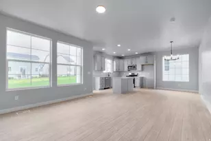 6641 W Spring Snow Ln, Herriman, UT 84096 - Photo 10