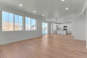 1546 N 3150 W, Provo, UT 84601 - Photo 8