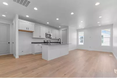 1588 N 3190 W, Provo, UT 84601 - Photo 8