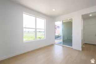 1533 S 920 W, Clearfield, UT 84015 - Photo 4