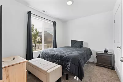 3913 N Eagle Pointe Ln, Eagle Mountain, UT 84005 - Photo 16