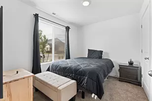 3913 N Eagle Pointe Ln, Eagle Mountain, UT 84005 - Photo 16