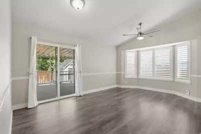 5475 S Crossbow Cir, Taylorsville, UT 84123 - Photo 12