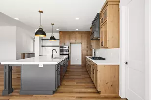 2383 W 3000 N, Farr West, UT 84404 - Photo 10