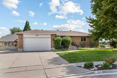 328 E Heather Ridge Cir, Sandy, UT 84070 - Photo 2