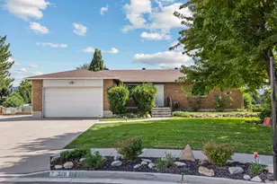 328 E Heather Ridge Circle, Sandy, UT 84070 - Photo 1