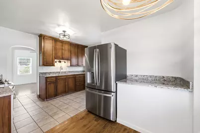 1925 S Main St, Bountiful, UT 84010 - Photo 12