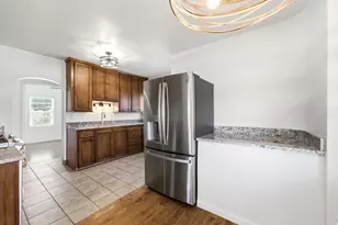 1925 S Main St, Bountiful, UT 84010 - Photo 12