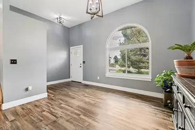332 E Magellan Ln, Elk Ridge, UT 84651 - Photo 4