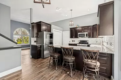 332 E Magellan Ln, Elk Ridge, UT 84651 - Photo 6