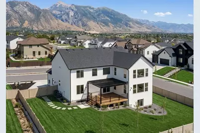 12177 N Shady Brook Ln, Highland, UT 84003 - Photo 2