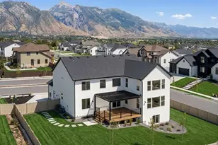12177 N Shady Brk Ln, Highland, UT 84003 - Photo 2
