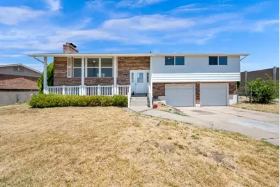 1453 S Valhalla Dr E, Clearfield, UT 84015 - Photo 2