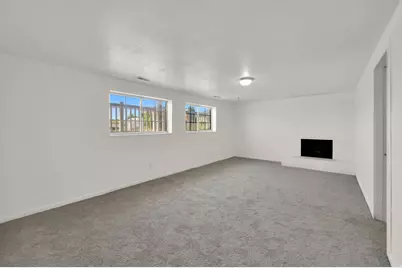 1453 S Valhalla Dr E, Clearfield, UT 84015 - Photo 18
