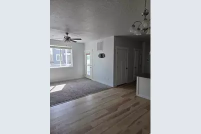 768 N 260 W, Vineyard, UT 84058 - Photo 2