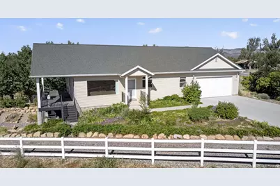 450 E 200 S, Fairview, UT 84629 - Photo 2