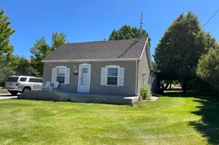 325 S 200 E, Glenwood, UT 84730 - Photo 2