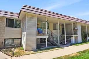 314 W Center St N, Bountiful, UT 84010 - Photo 8