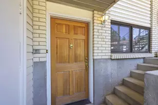 314 W Center St N, Bountiful, UT 84010 - Photo 2