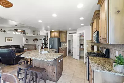1477 N 1575 W, Clinton, UT 84015 - Photo 8
