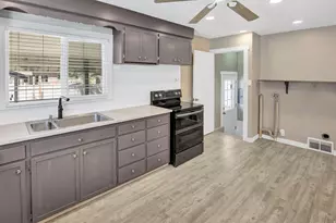 4385 S 250 W, Washington Terrace, UT 84405 - Photo 10